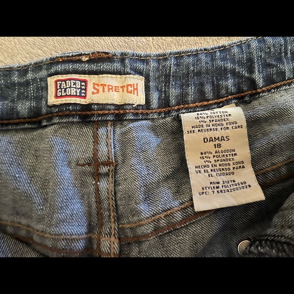 FADED GLORY STRETCH DEMIN SHORTS SIZE 18 - Picture 3 of 3